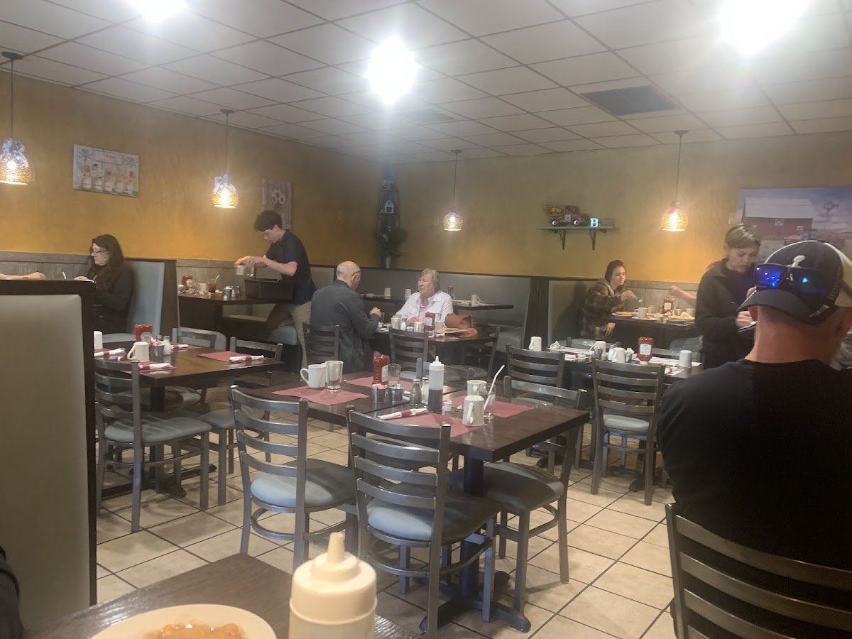 Blueberry Hilltop Cafe